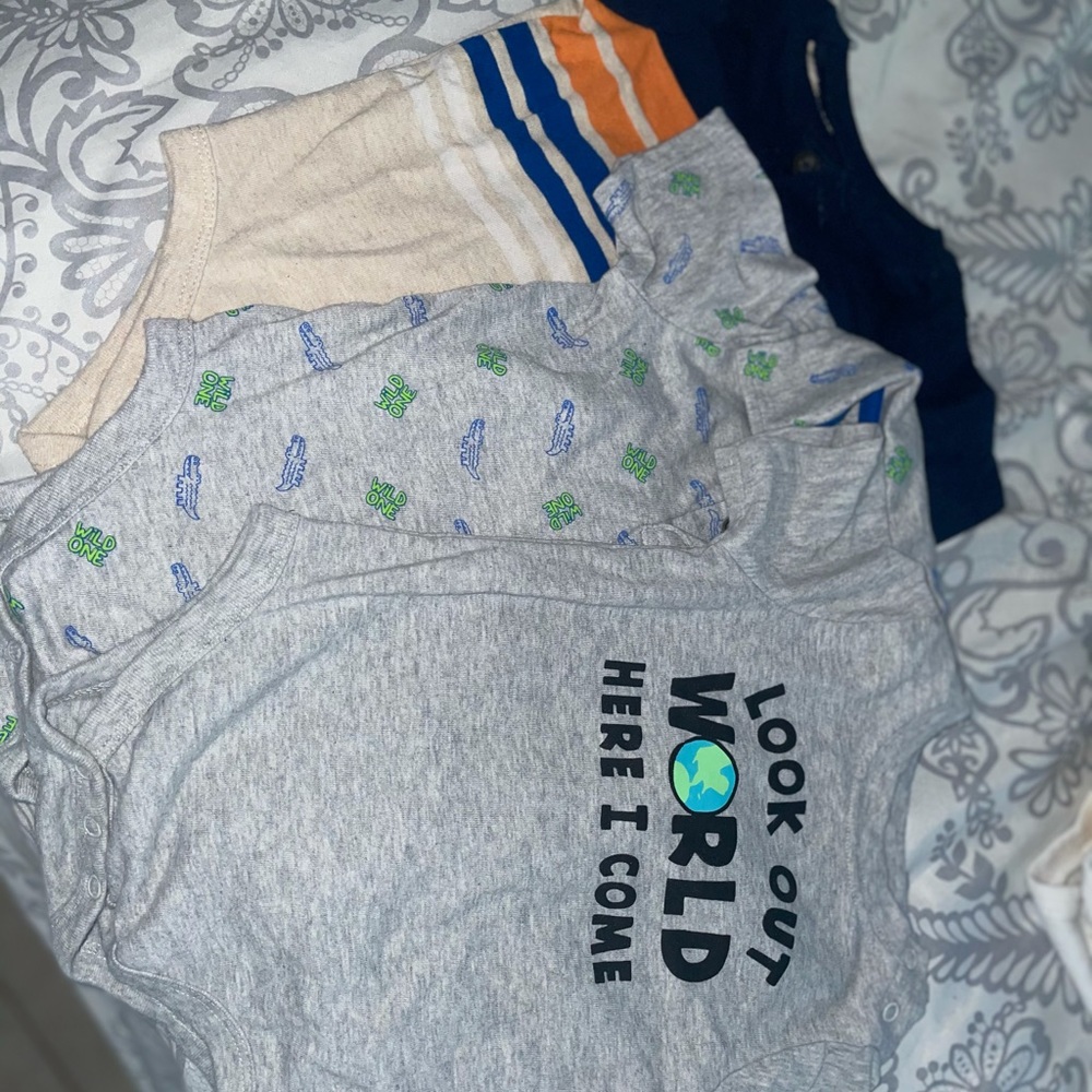 Three pairs of one-piece 18M